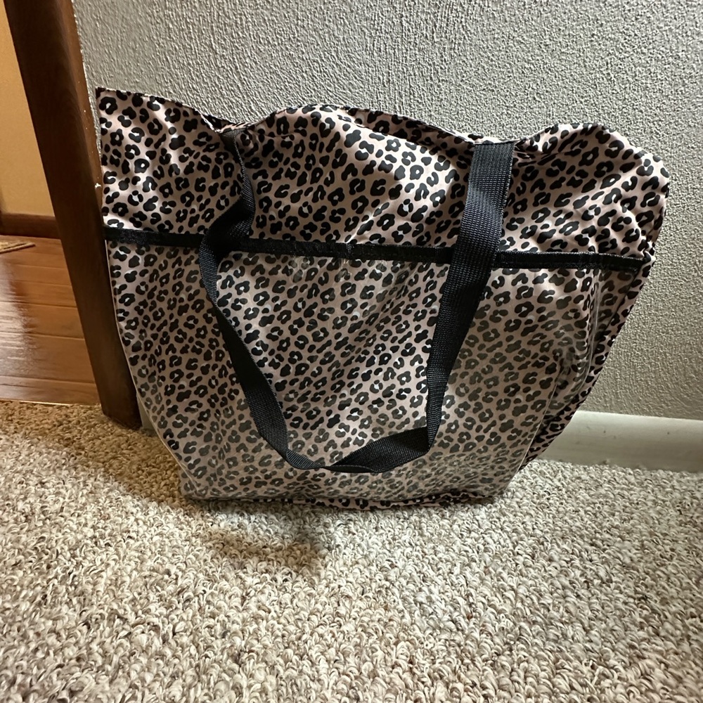 Shiraleah Leopard Print Tote with Black Straps